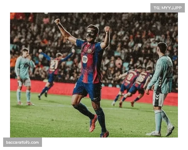 塞维利亚定位球防守部署 门迪头球解围化解赫塔菲威胁