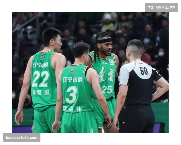 莫兰德21分13篮板4助攻 辽宁外援内线统治力助球队完成逆转